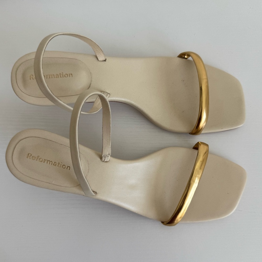 Reformation Samantha Kitten Heeled Sandal - Picture 7 of 13